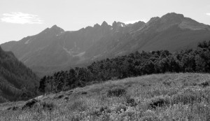 Peak L (far left) and Guyselman Mountain (far right) on the approach in Slate Creek Basin