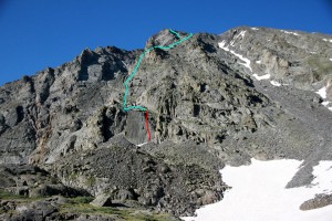 The Inwood Arete. The 5.7 crack is in red and the remaining route denoted in blue is all 3rd, 4th, and low 5th class scrambling