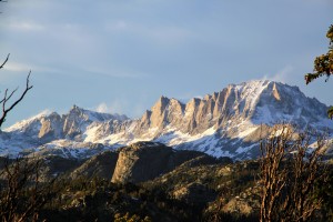 Fremont Peak to the right and Upper Titcomb Basin at left